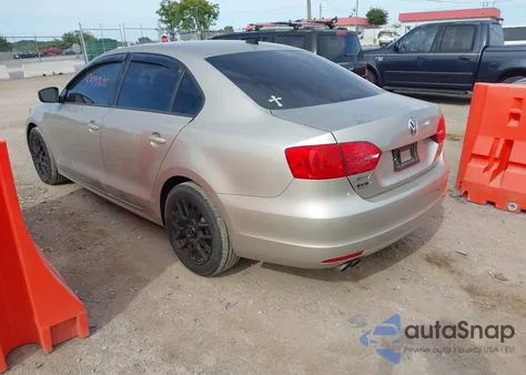 2014 Volkswagen Jetta 1.8T Se from USA, damaged, VIN 3VWD07AJ9EM276437